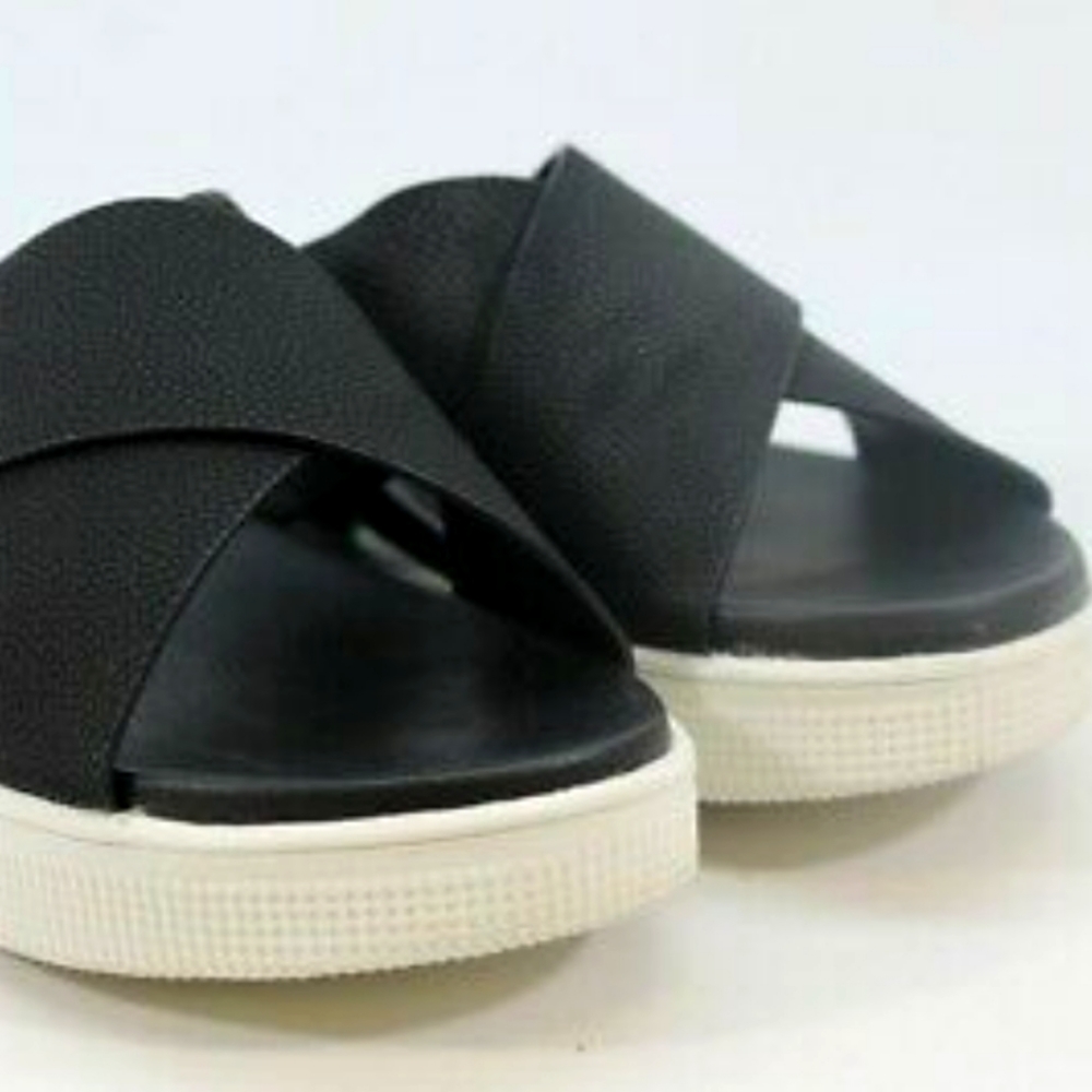 NWOT MIA Vikki sport platform sandals 8 1/2